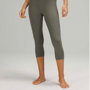 lululemon grey sage align 21” crop